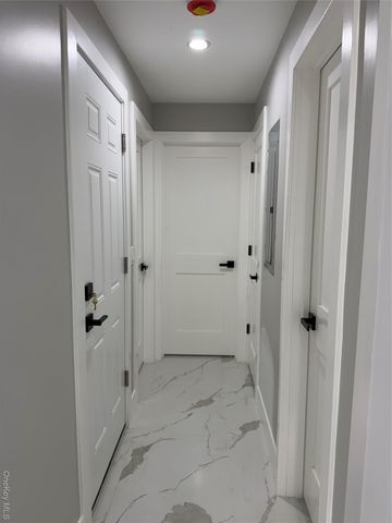 51 Osprey Place, Massapequa, NY 11758