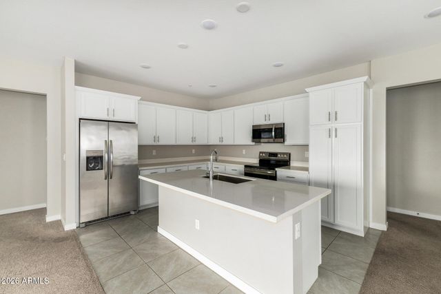 155 N Lakeview Boulevard 208, Chandler, AZ 85225