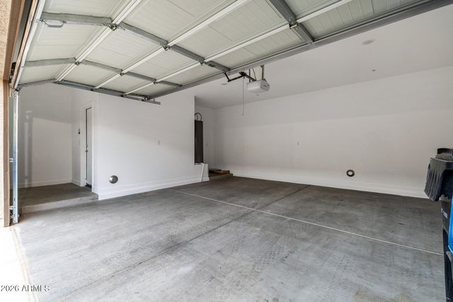 155 N Lakeview Boulevard 208, Chandler, AZ 85225