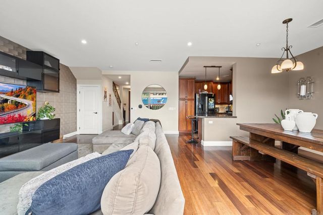 3972 Albatross Street 202, San Diego, CA 92103