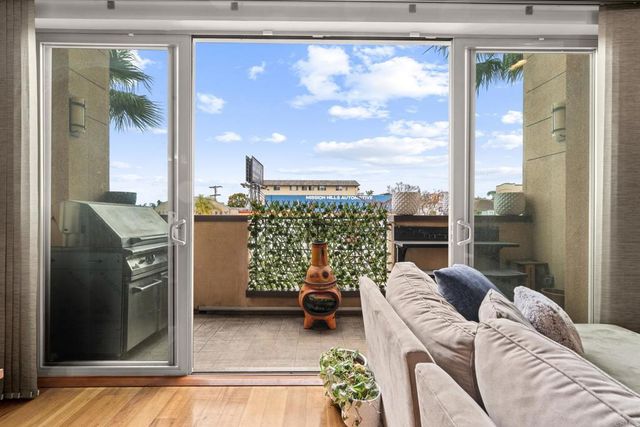 3972 Albatross Street 202, San Diego, CA 92103