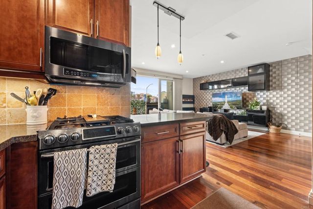 3972 Albatross Street 202, San Diego, CA 92103