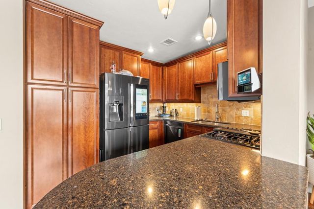 3972 Albatross Street 202, San Diego, CA 92103
