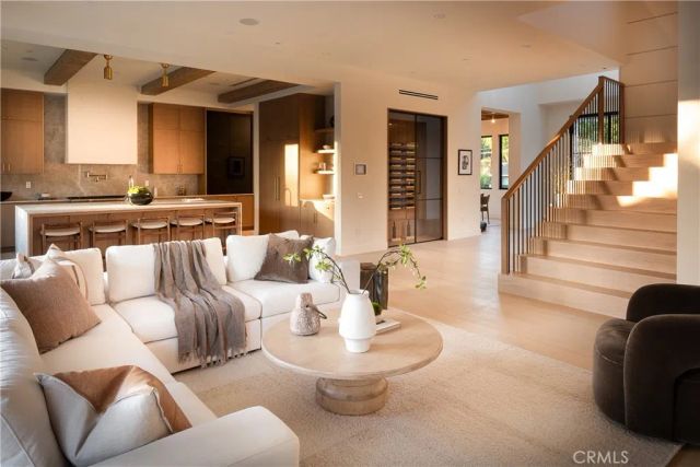 5421 Bothwell, Tarzana, CA 91356