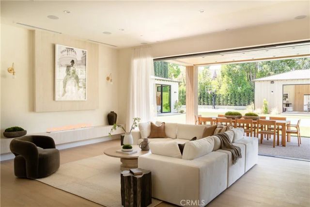 5421 Bothwell, Tarzana, CA 91356