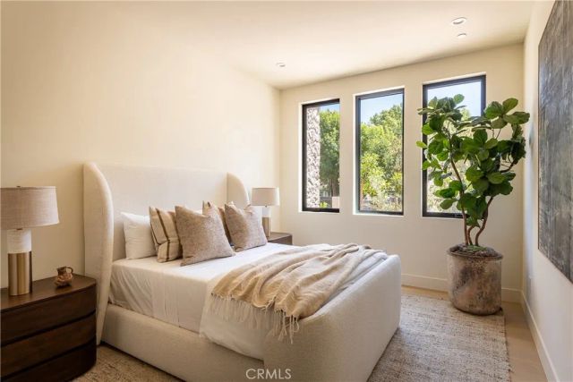 5421 Bothwell, Tarzana, CA 91356
