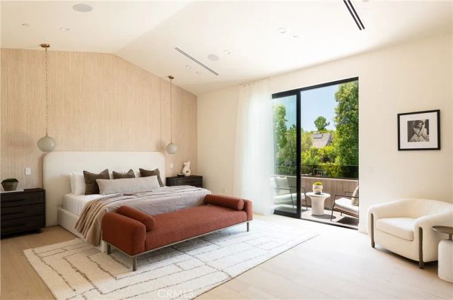 5421 Bothwell, Tarzana, CA 91356