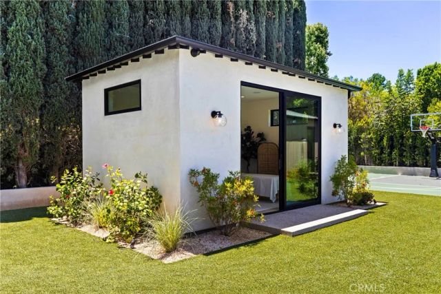 5421 Bothwell, Tarzana, CA 91356