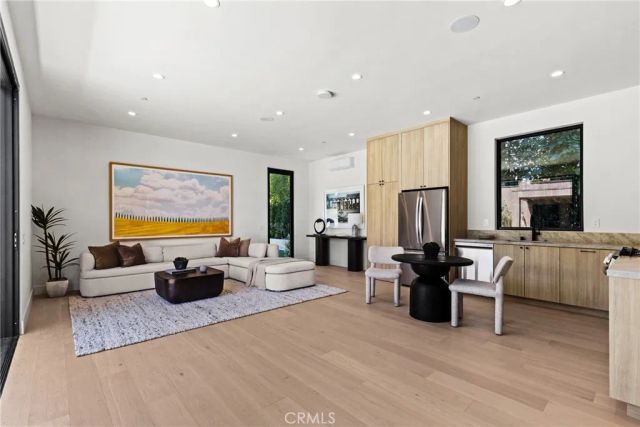 5421 Bothwell, Tarzana, CA 91356