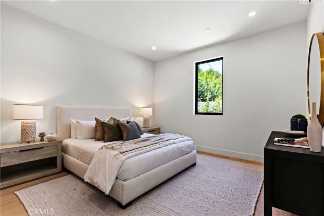 5421 Bothwell, Tarzana, CA 91356