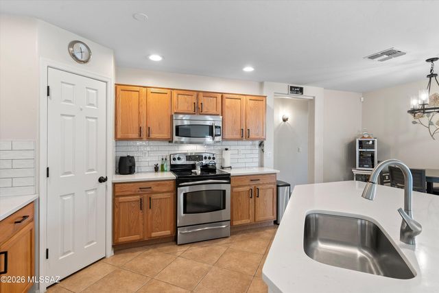 11042 W Case Way, Marana, AZ 85653