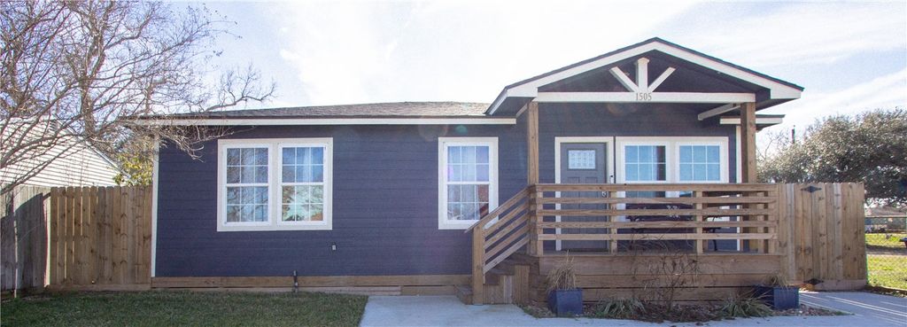 1505 Dewitt St, Corpus Christi, TX 78418