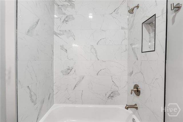 523 E 39th Street, Savannah, GA 31401