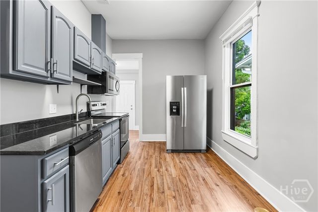 523 E 39th Street, Savannah, GA 31401