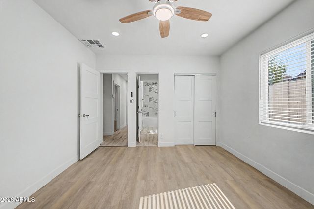 532 E CHEERY LYNN Road, Phoenix, AZ 85012