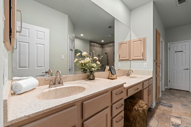 1722 Sandringham, San Antonio, TX 78258