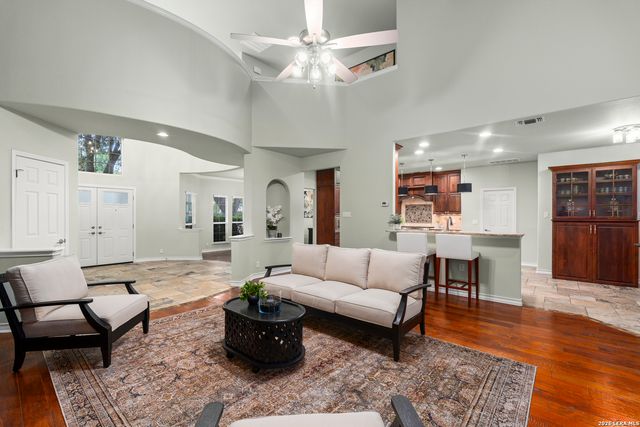 1722 Sandringham, San Antonio, TX 78258