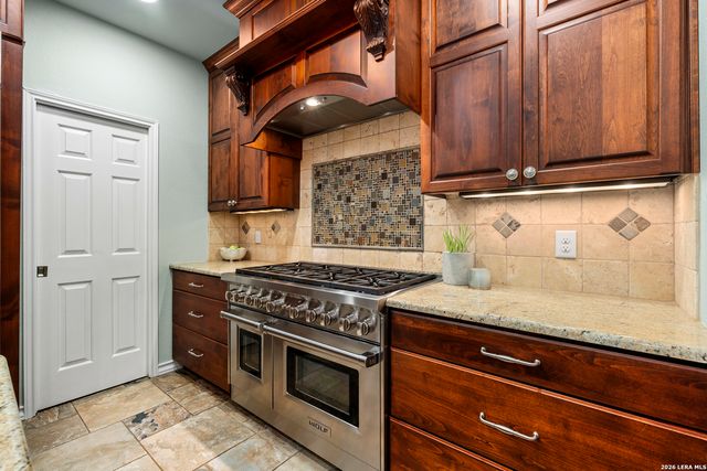 1722 Sandringham, San Antonio, TX 78258