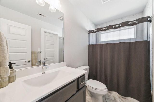 4702 Whisperwood Drive, Rosenberg, TX 77471