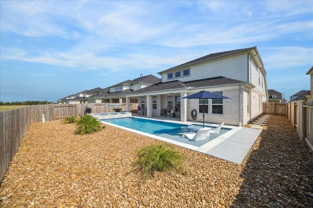 4702 Whisperwood Drive, Rosenberg, TX 77471