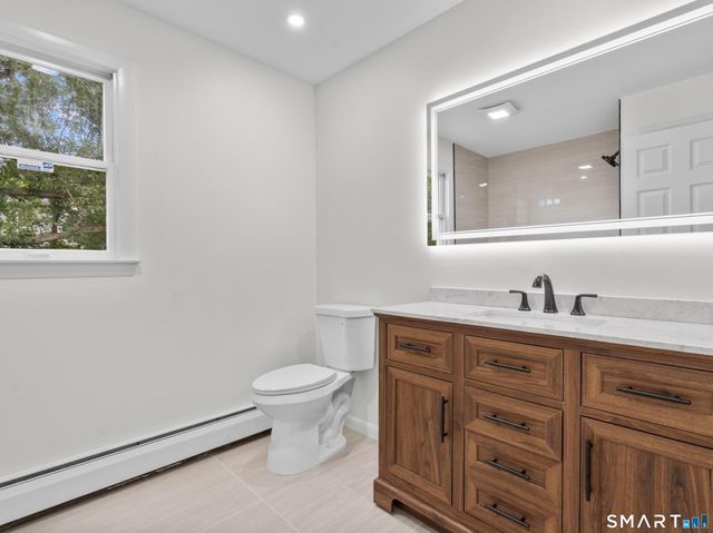 341 Lounsbury Street, Waterbury, CT 06706