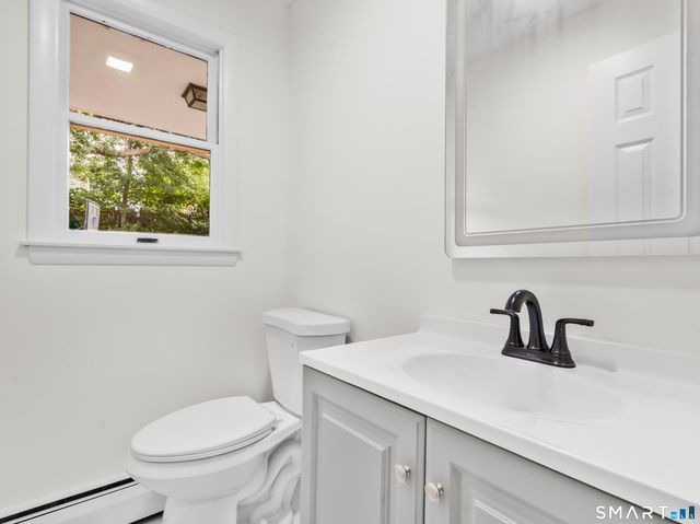 341 Lounsbury Street, Waterbury, CT 06706