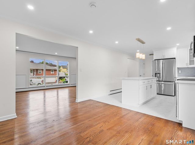 341 Lounsbury Street, Waterbury, CT 06706