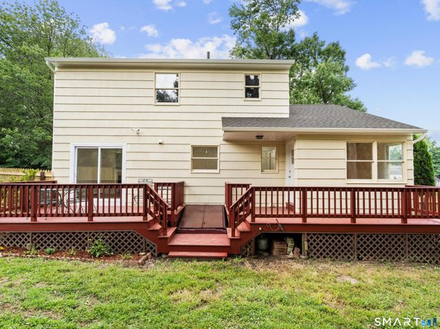 341 Lounsbury Street, Waterbury, CT 06706
