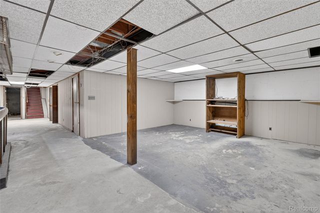 8668 Cooley Beach Drive, White Lake Charter Township, MI 48386