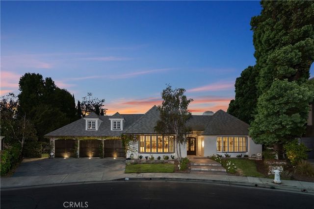 12 Torrey Pines, Newport Beach, CA 92660