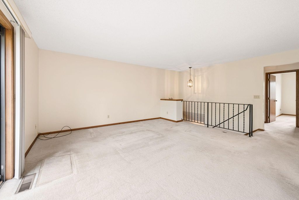 336 W 5th Street, Waconia, MN 55387 — photo 3