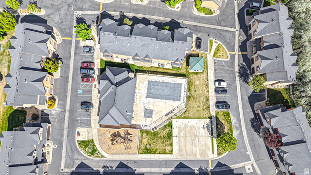 Image 17 of property listing at 367 S 1000 W #201, Pleasant Grove, UT 84062