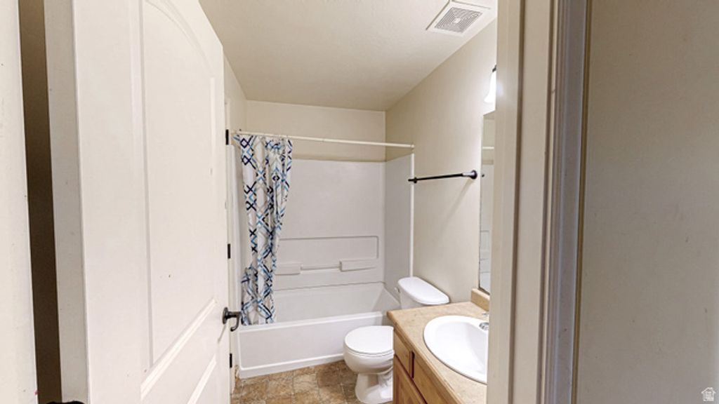 Image 7 of property listing at 367 S 1000 W #201, Pleasant Grove, UT 84062