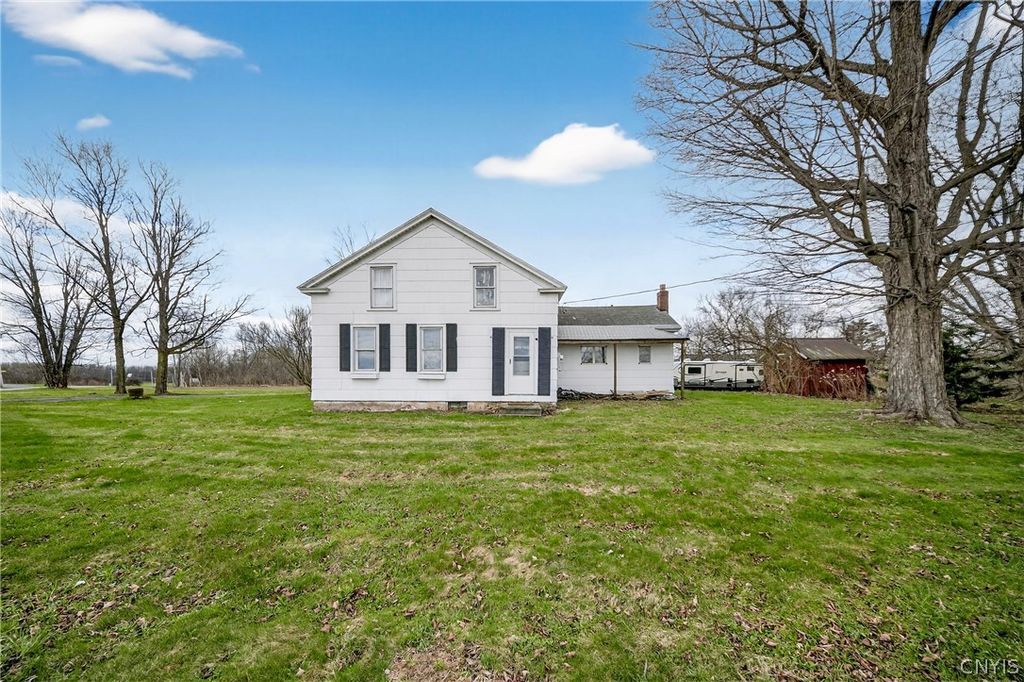 5284 State Route 31, Clay, NY 13041