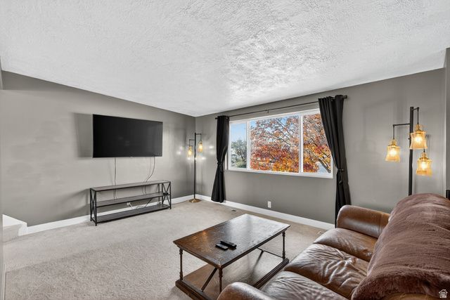 2949 W 7268 S, West Jordan, UT 84084