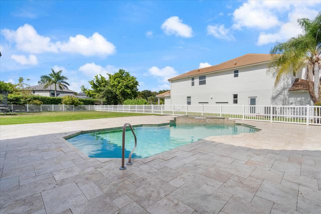 21675 Abington Court, Boca Raton, FL 33428