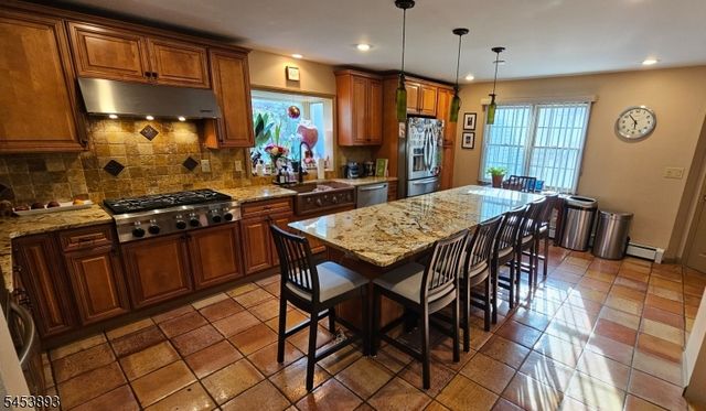 616 Hackensack St, Carlstadt Boro, NJ 07072