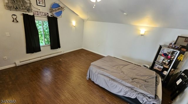 616 Hackensack St, Carlstadt Boro, NJ 07072