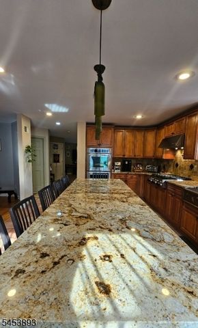 616 Hackensack St, Carlstadt Boro, NJ 07072