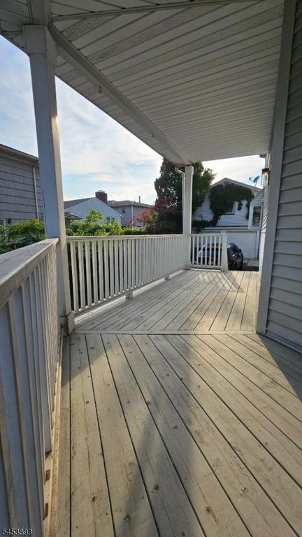 616 Hackensack St, Carlstadt Boro, NJ 07072 — photo 4