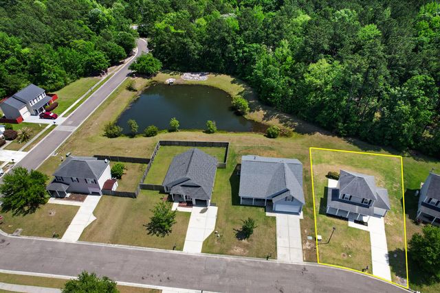 306 Winford Court, Moncks Corner, SC 29461
