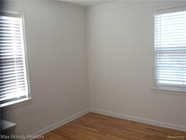 1711 Villa Road, Birmingham, MI 48009