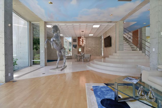 8692 E 200 S, Knox, IN 46534