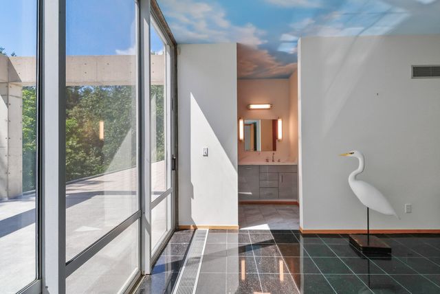 8692 E 200 S, Knox, IN 46534