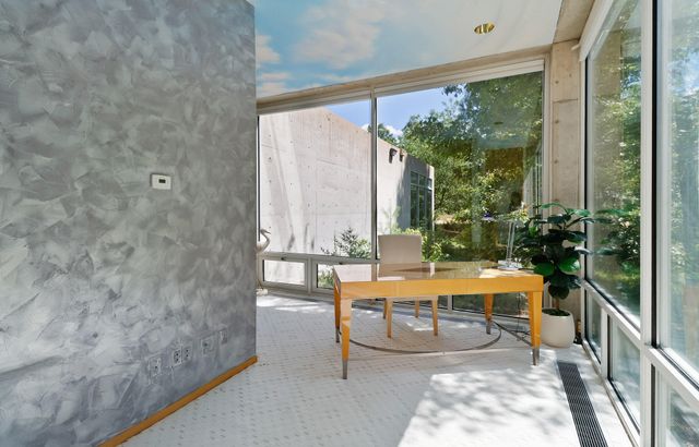 8692 E 200 S, Knox, IN 46534