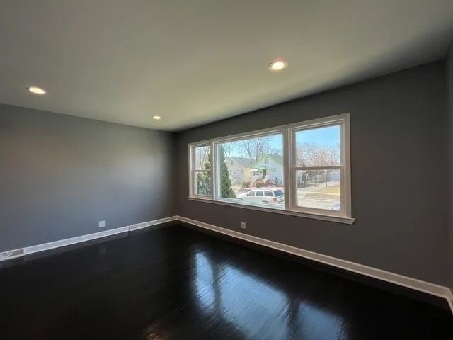 323 22nd Avenue 1, Bellwood, IL 60104