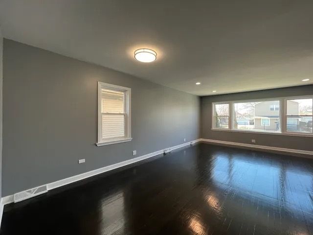 323 22nd Avenue 1, Bellwood, IL 60104