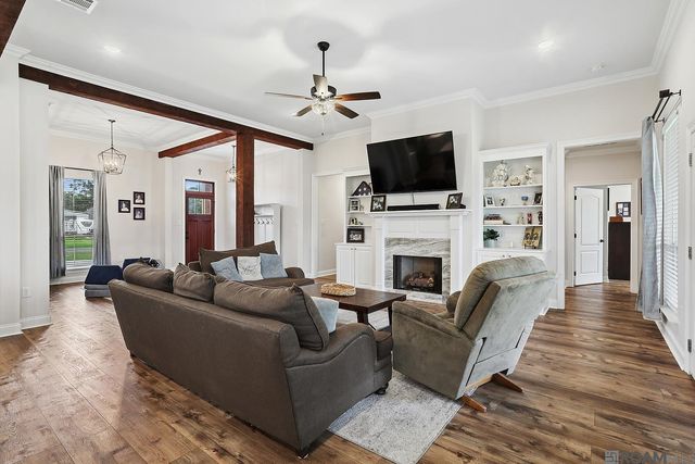 42462 Bart St, Gonzales, LA 70737