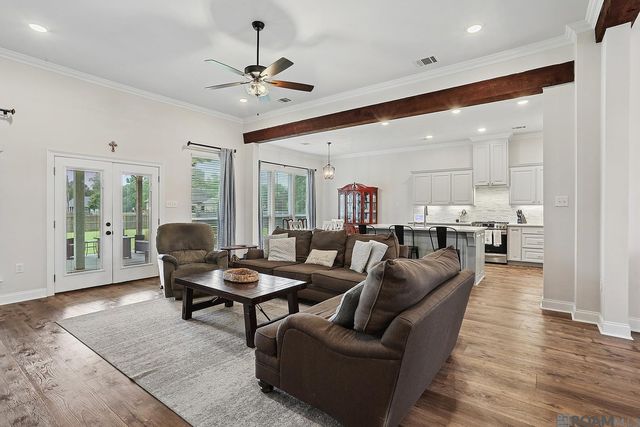 42462 Bart St, Gonzales, LA 70737