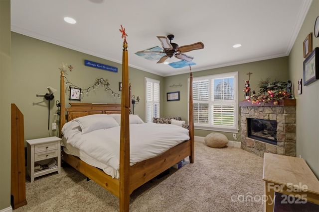 303 Constitution Drive, Morganton, NC 28655